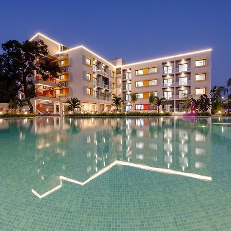 Saavi Suites Daman Kültér fotó